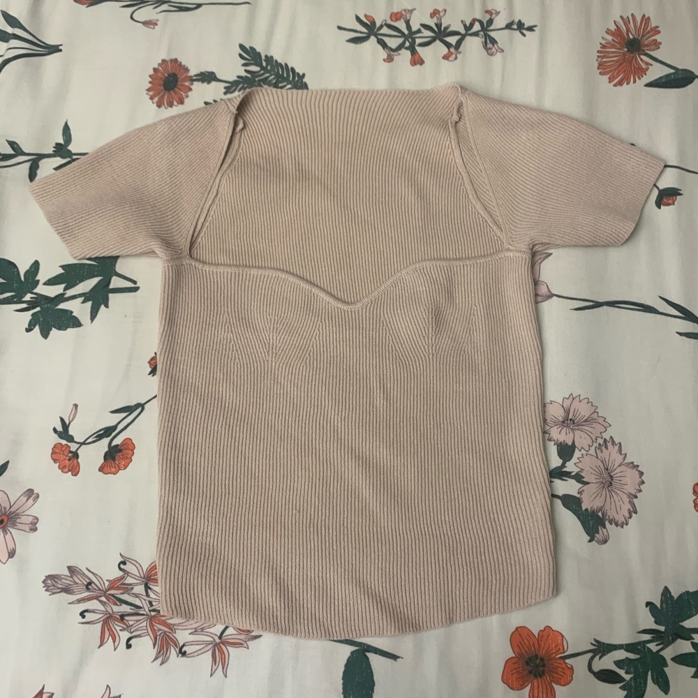 nude sweetheart neckline top